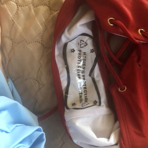 Swimsuit - Picture 4 of 4